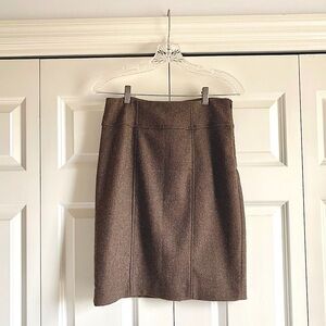 Banana Republic Tweed Pencil Skirt + images of fun ways to style.